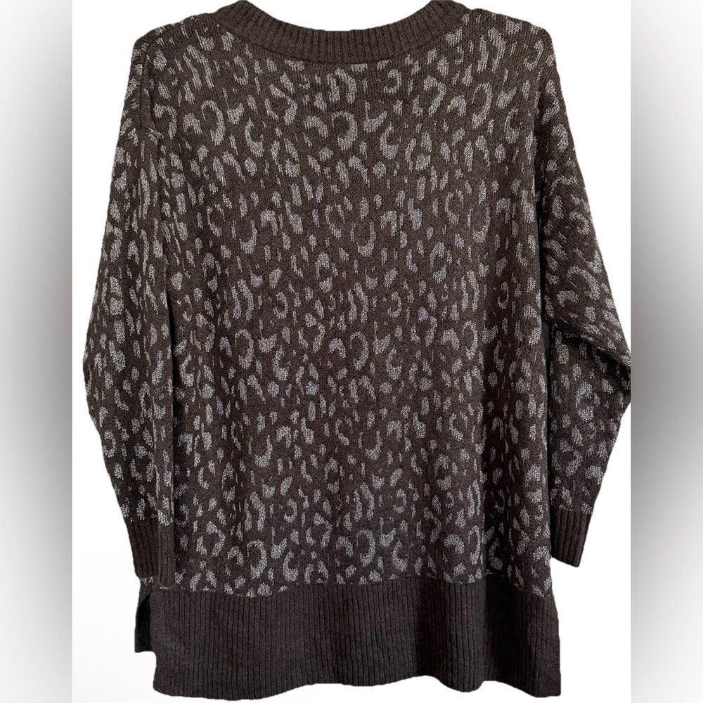 NINE WEST Womens Gray Leopard Metallic Print V-Neck Tunic Sweater Size XL Cozy - Picture 5 of 12